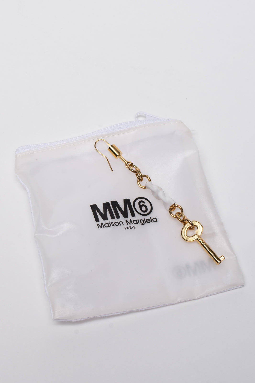 RRP €140 MM6 MAISON MARGIELA Single Dangle Earring Chain Key Charm Made in  Italy