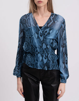 8 Wrap Top Size IT 42 Snakeskin Pattern Made in Italy gallery photo number 4
