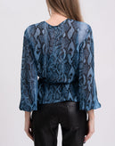 8 Wrap Top Size IT 42 Snakeskin Pattern Made in Italy gallery photo number 6