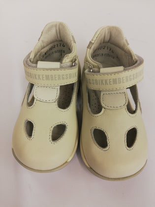 BIKKEMBERGS Baby Leather T-Strap Shoes US5 EU20 UK4 Cut Out gallery photo number 4