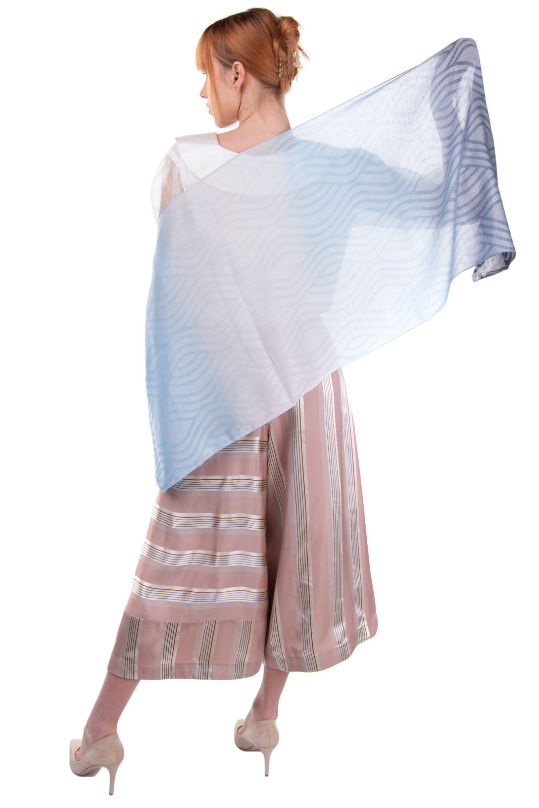 RRP €140 EMPORIO ARMANI Shawl/Wrap Scarf Wave Pattern Ombre Effect Made in Italy gallery main photo