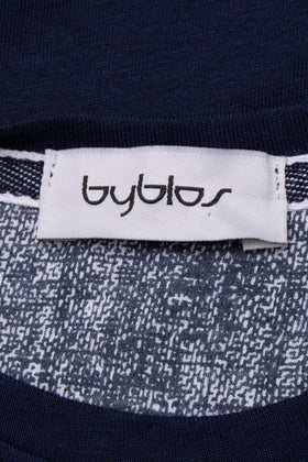 BYBLOS T-Shirt Top Size 6M Coated Front Short Sleeve Crew Neck Made in Italy gallery photo number 3