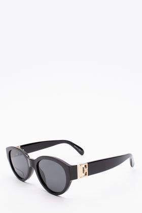 RRP €350 GIVENCHY GV 7143/S Butterfly Sunglasses Glossy Black Frame 4G Logo gallery photo number 1