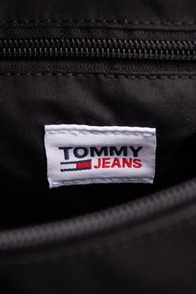 TOMMY JEANS Barrel Bag Recycled Fabric Detachable Strap Zipped Slouchy Design gallery photo number 7