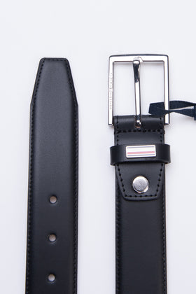 TOMMY HILFIGER Leather Belt Size 105/42 Adjustable Length Pin Buckle Closure gallery photo number 4