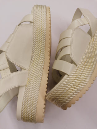CAFENOIR Slingback Sandals EU 40 UK 7 US 10 Criss Cross Flatform Sole  Open Toe gallery photo number 8